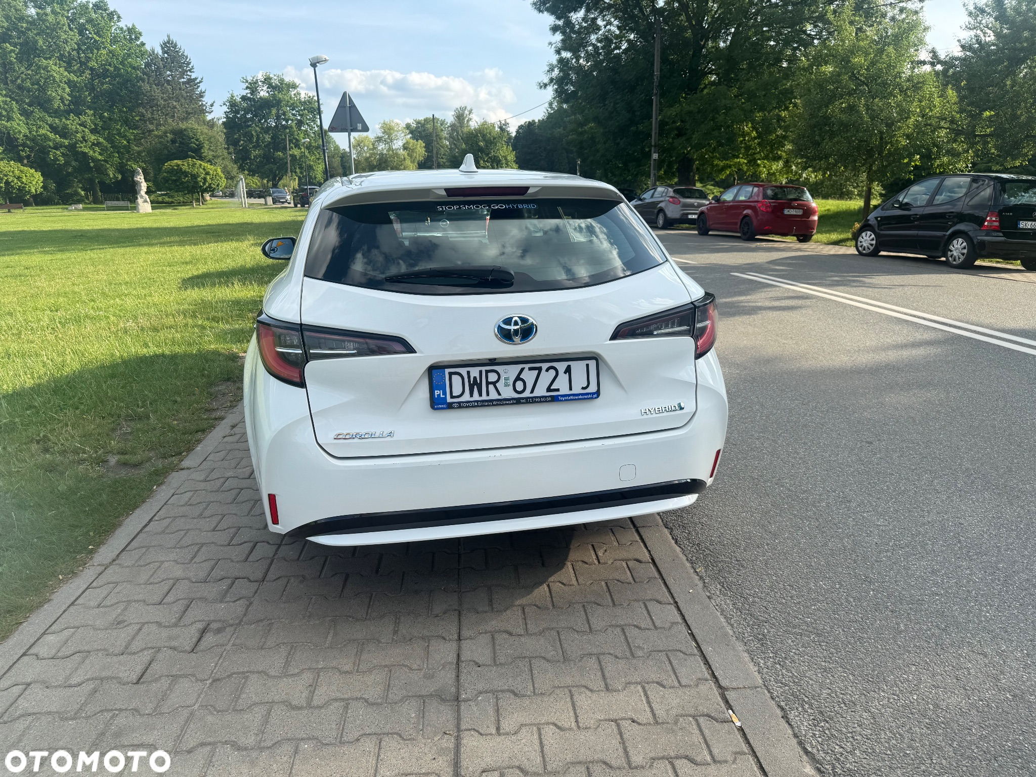 Toyota Corolla 1.8 Hybrid Active - 10