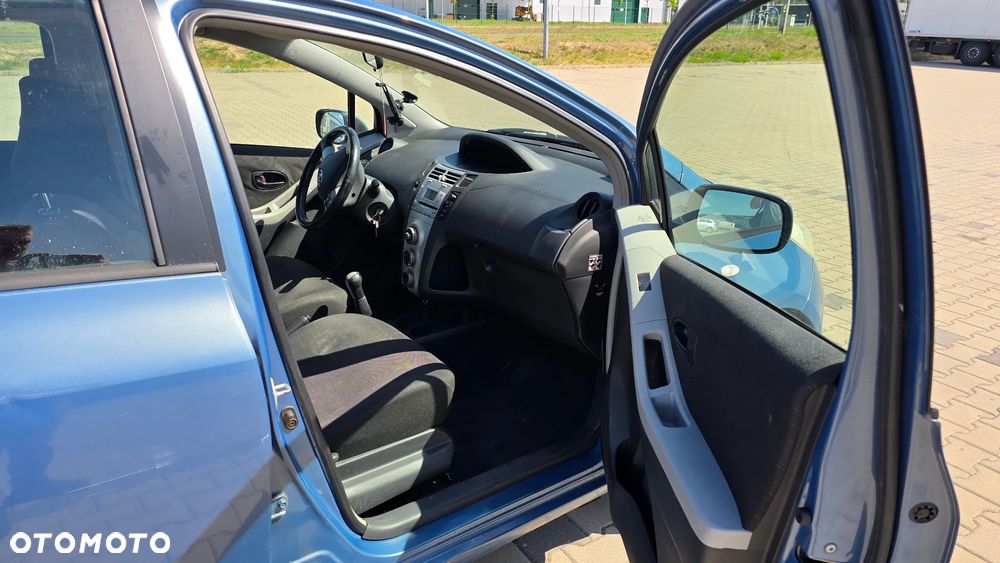 Toyota Yaris - 9
