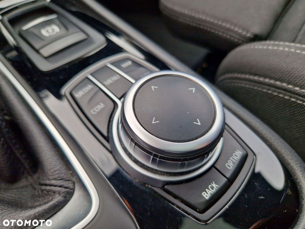 BMW Seria 2 220i GT Advantage sport - 19
