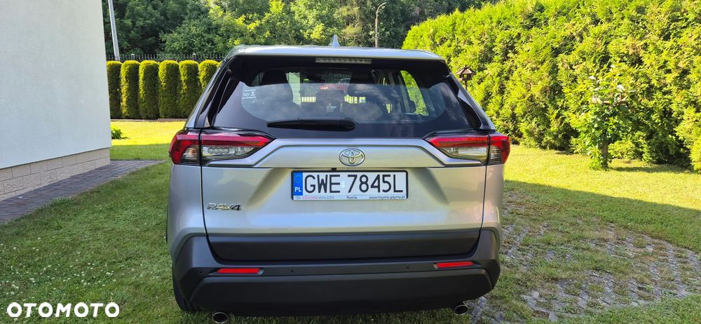 Toyota RAV4 2.0 Active 4x2 - 5