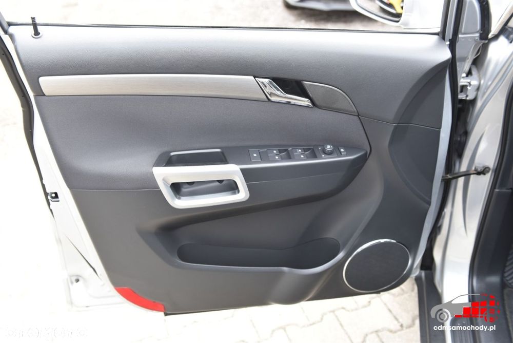 Opel Antara - 12