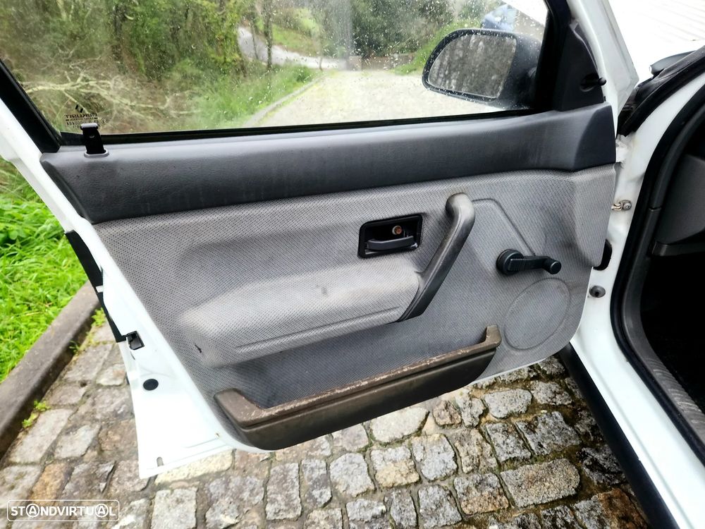 Renault 19 1.4 RN Europa - 18