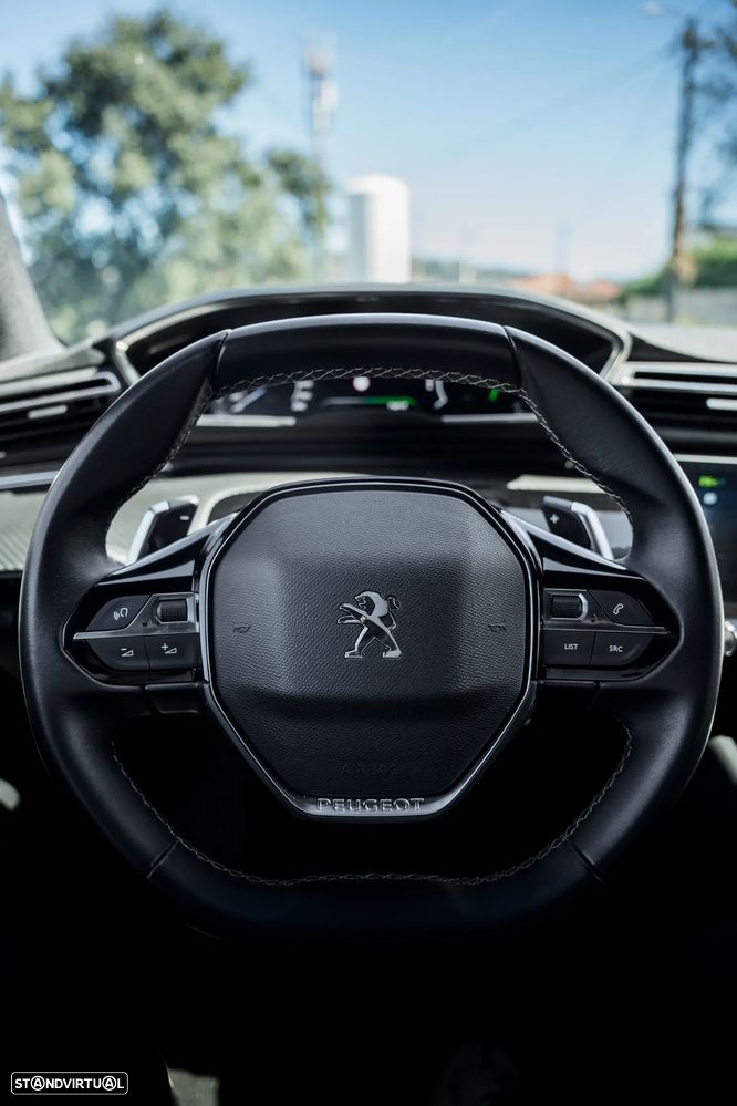 Peugeot 508 SW 1.6 Hybrid Allure Pack e-EAT8 — fotografia 26