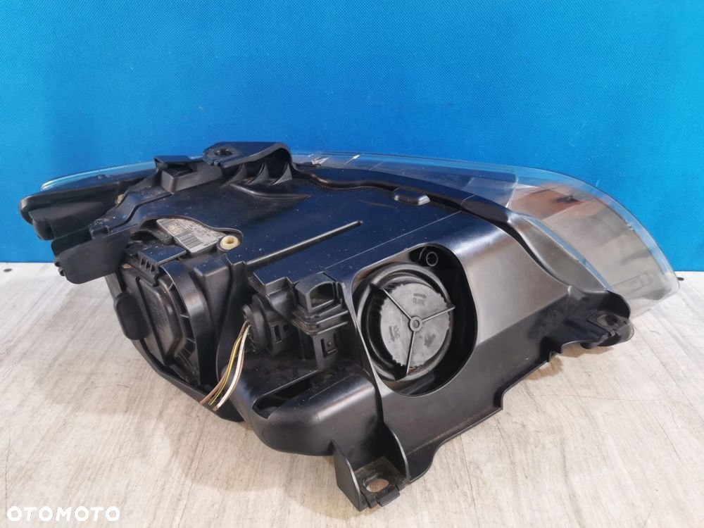 Audi Q7 I 4L lampa reflektor lewa przód Anglik - 2
