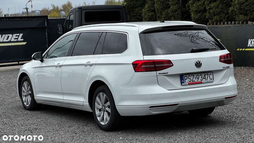 Volkswagen Passat - 7