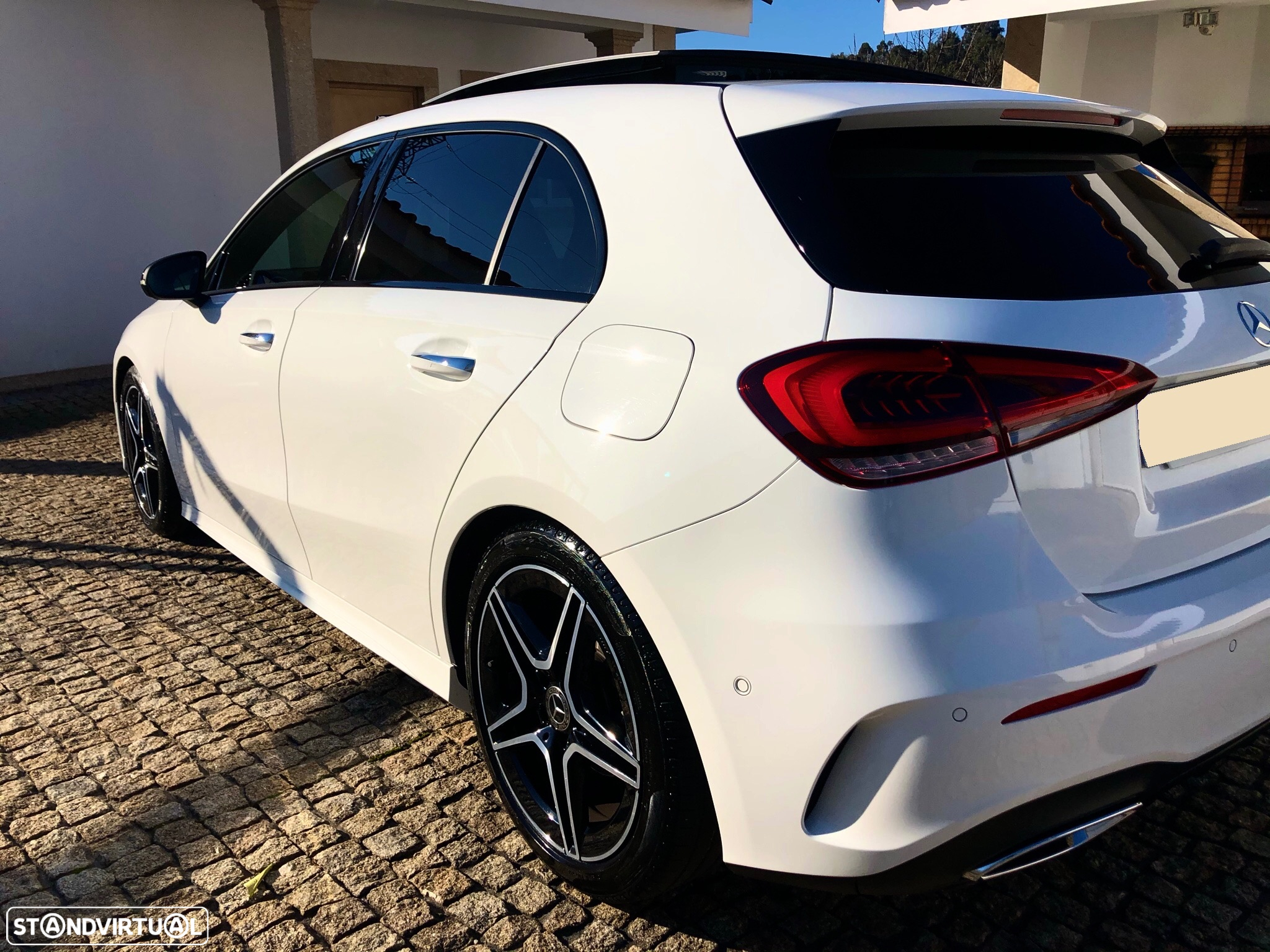 Mercedes-Benz A 180 d 7G-DCT AMG Line - 3