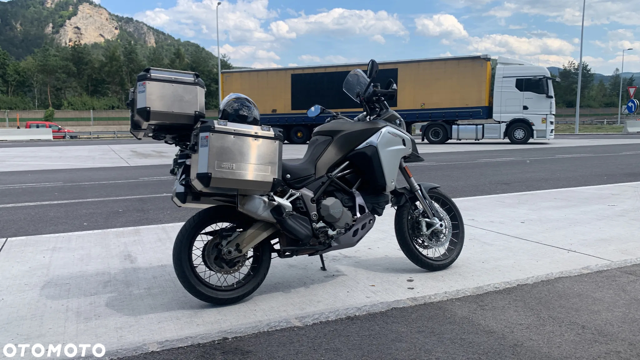 Ducati Multistrada - 7