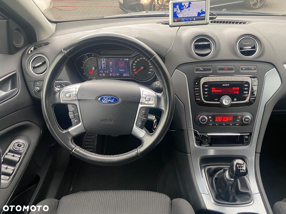 Ford Mondeo 2.0 TDCi Champions Edition - 30