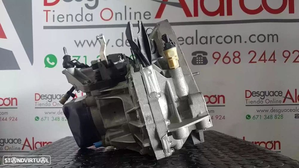 CAIXA VELOCIDADES DACIA SANDERO 2010 -JR5147 - 4