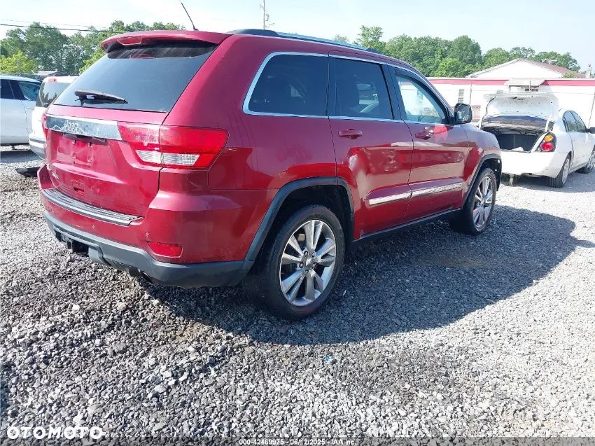 Jeep Grand Cherokee - 20