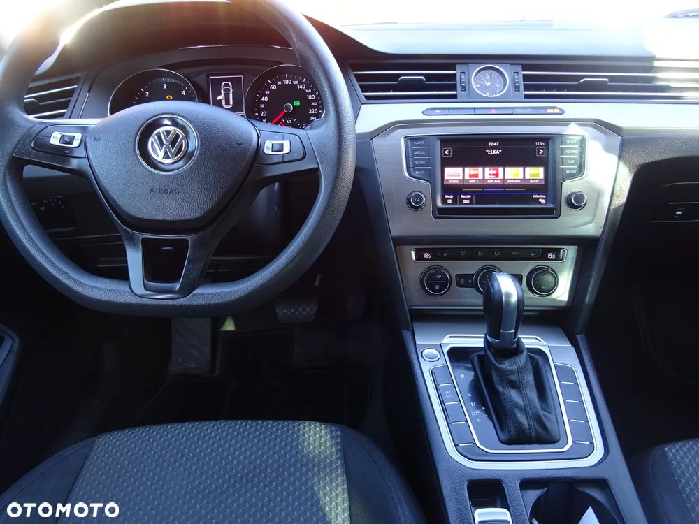 Volkswagen Passat 2.0 TDI BMT Comfortline DSG - 2