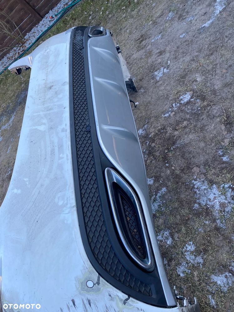 MERCEDES 205 amg kpl.zderzak z czujnikami kolor 149 - 7