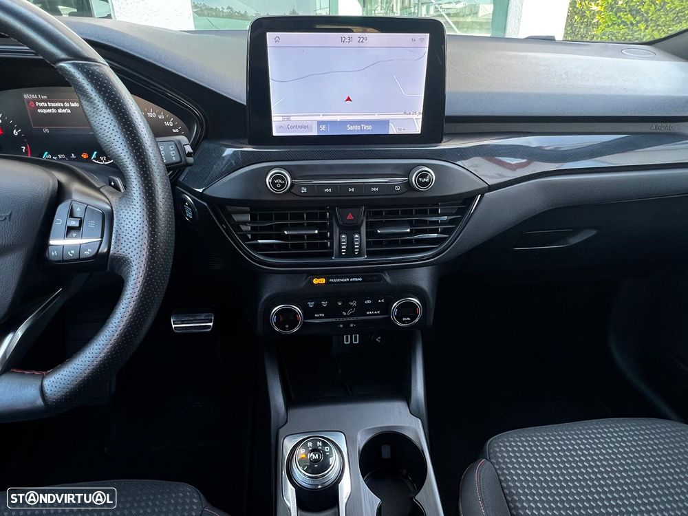 Ford Focus 1.0 EcoBoost MHEV ST-Line X Aut. - 34