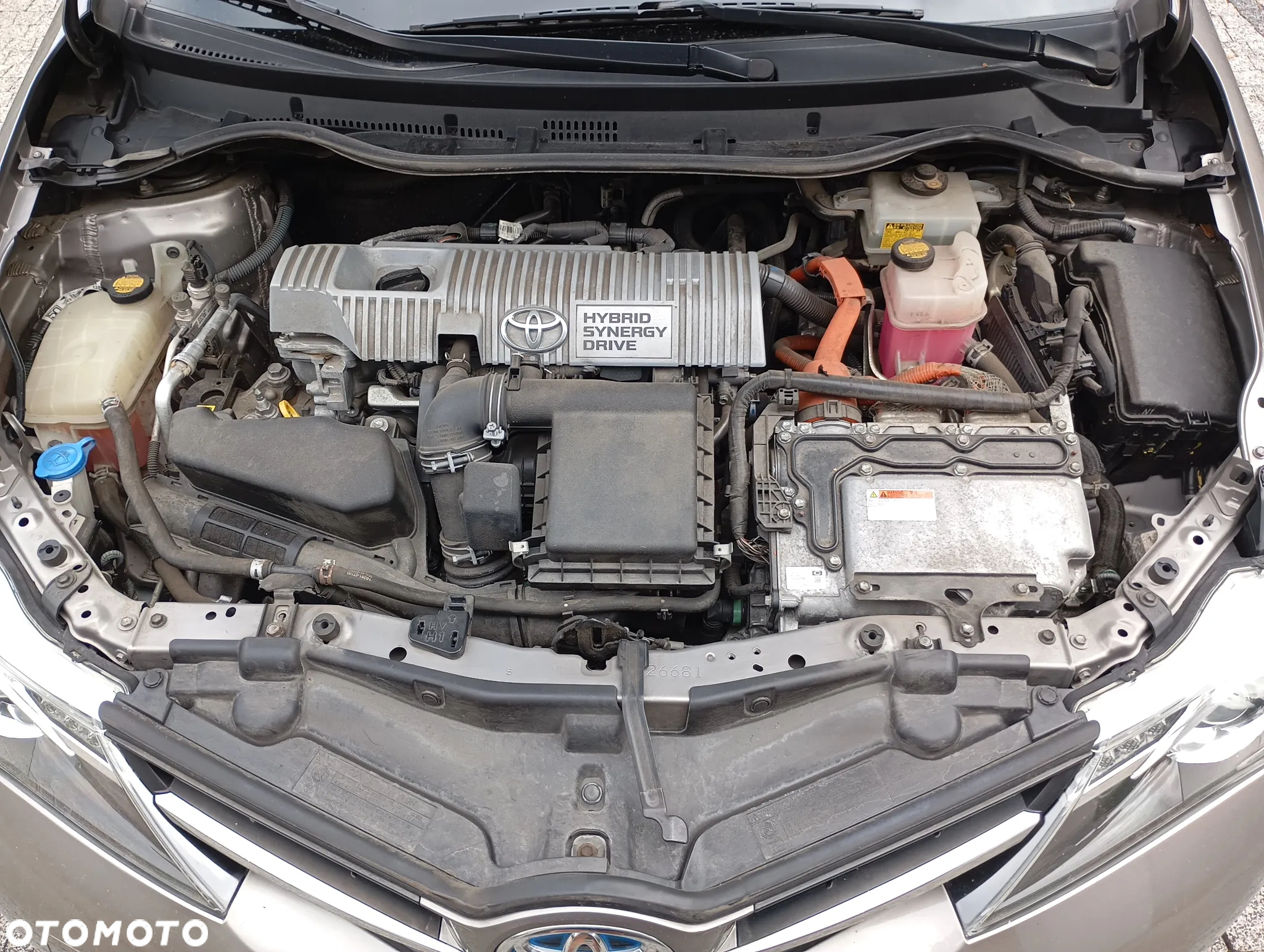 Toyota Auris 1.8 HSD Luna - 12