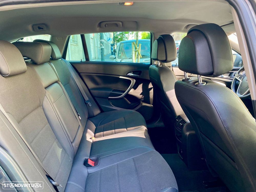 Opel Insignia Sports Tourer 2.0 CDTi Cosmo - 28