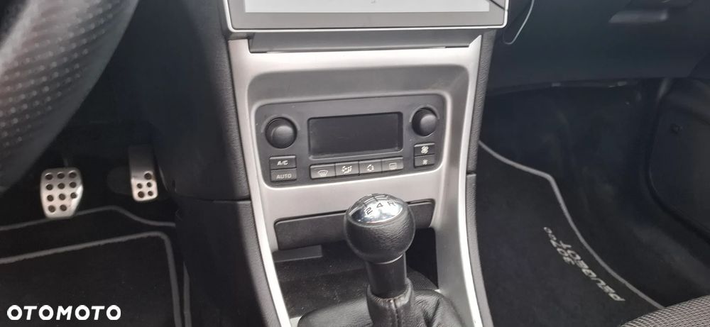 Peugeot 307 CC 140 JBL - 16