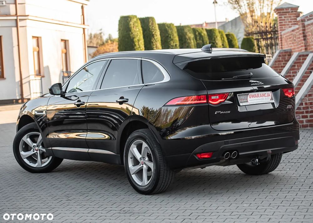 Jaguar F-Pace 2.0 i4D AWD Prestige - 9