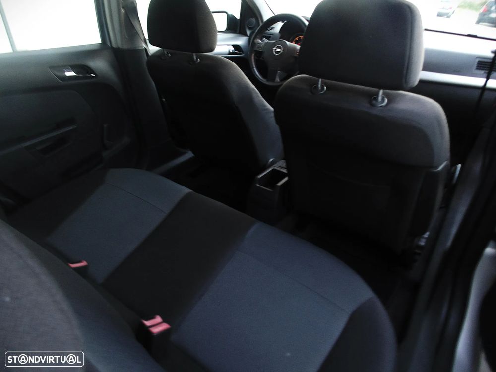 Opel Astra 1.3 CDTI Edition - 40