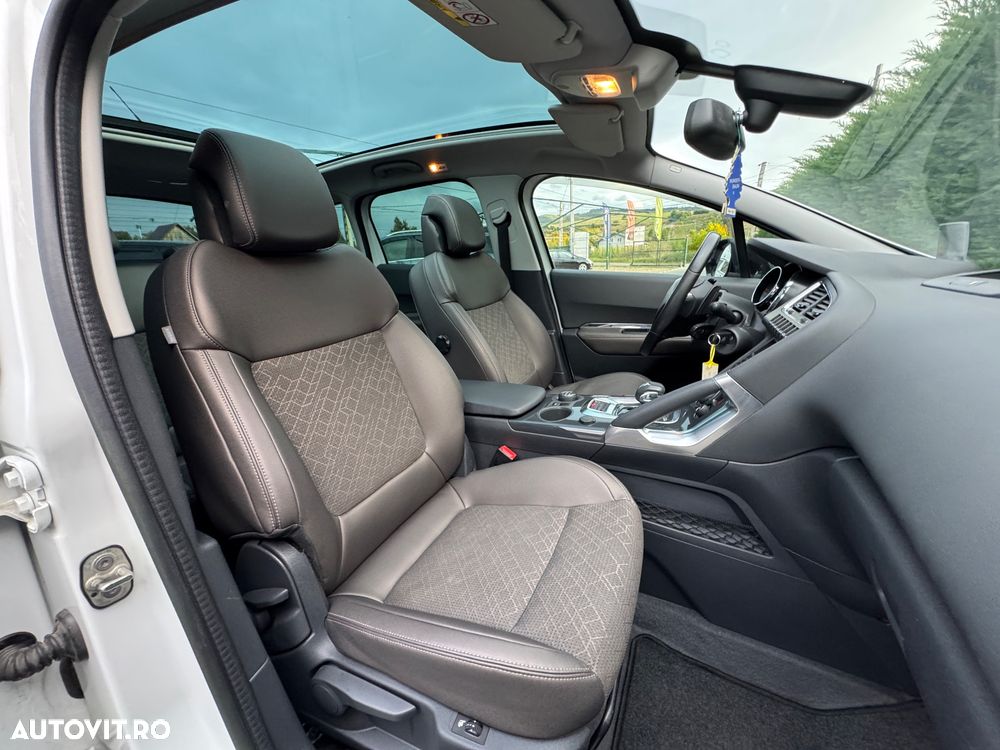 Peugeot 3008 Hybrid4 - 23
