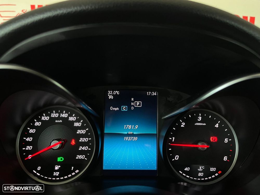 Mercedes-Benz C 220 d AMG Line - 19