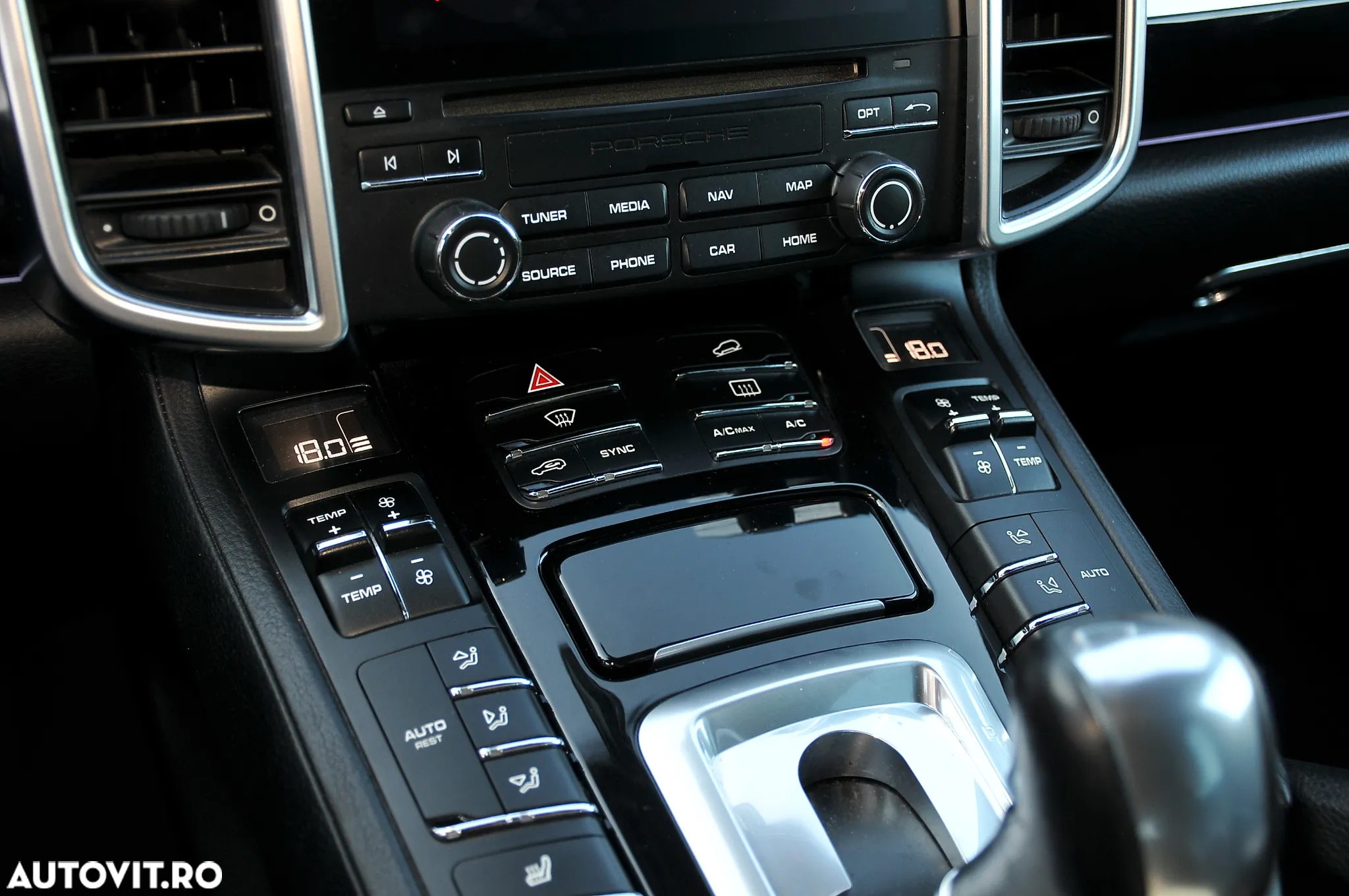 Porsche Cayenne Diesel Platinum Edition - 22