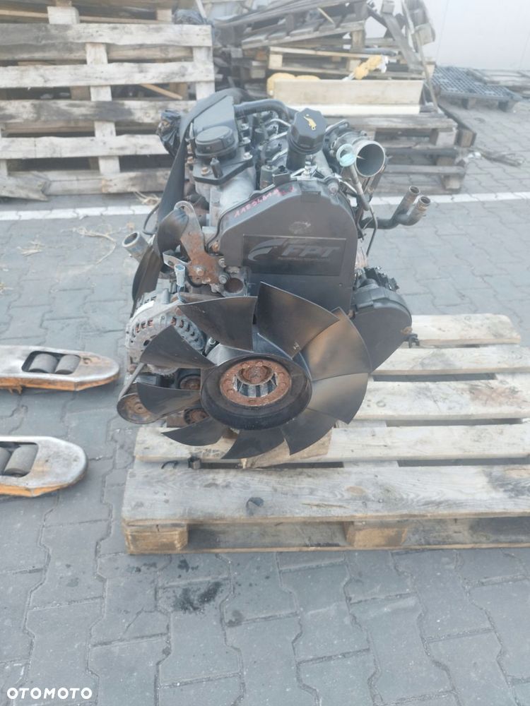 Silnik Kompletny Iveco Daily 2.3 EURO 5 F1AE3481B 110tys - 2