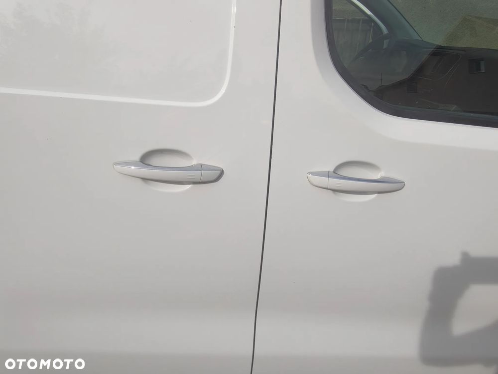 Opel Vivaro - 9