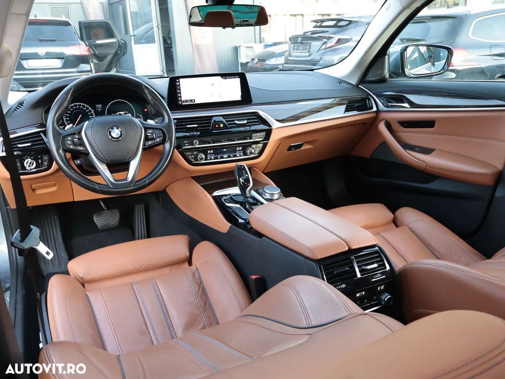 BMW Seria 5 530d xDrive Aut. Luxury Line - 23