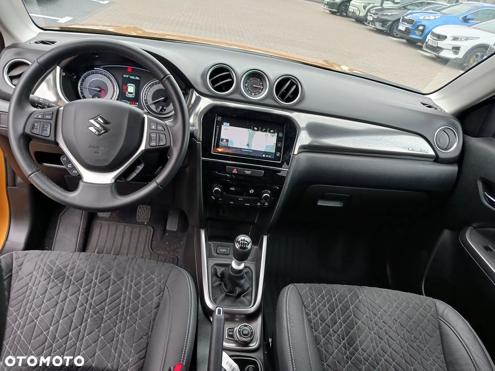 Suzuki Vitara 1.4 Boosterjet Premium 4WD - 7