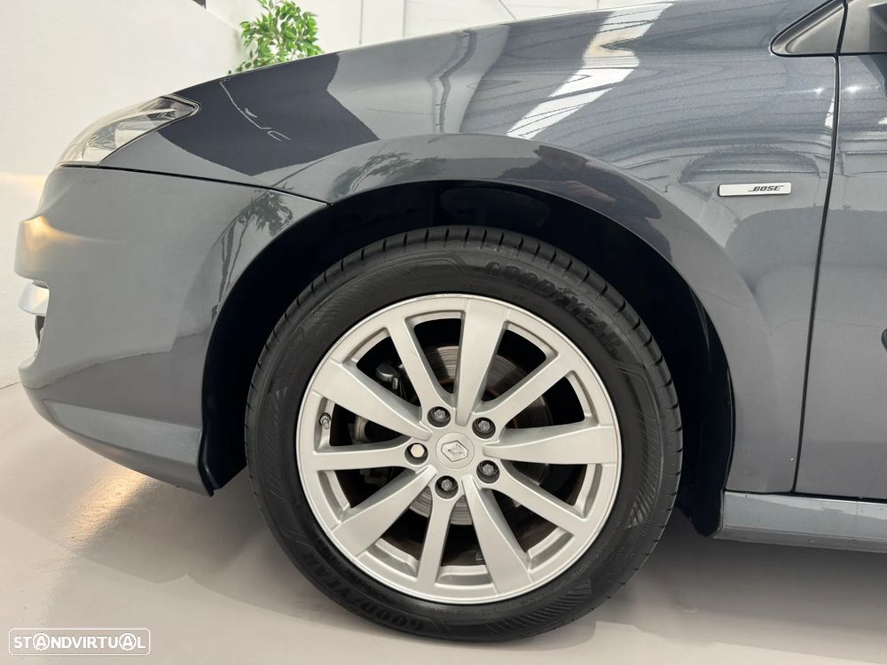 Renault Laguna ENERGY dCi 130 FAP Start & Stop Bose Edition - 8