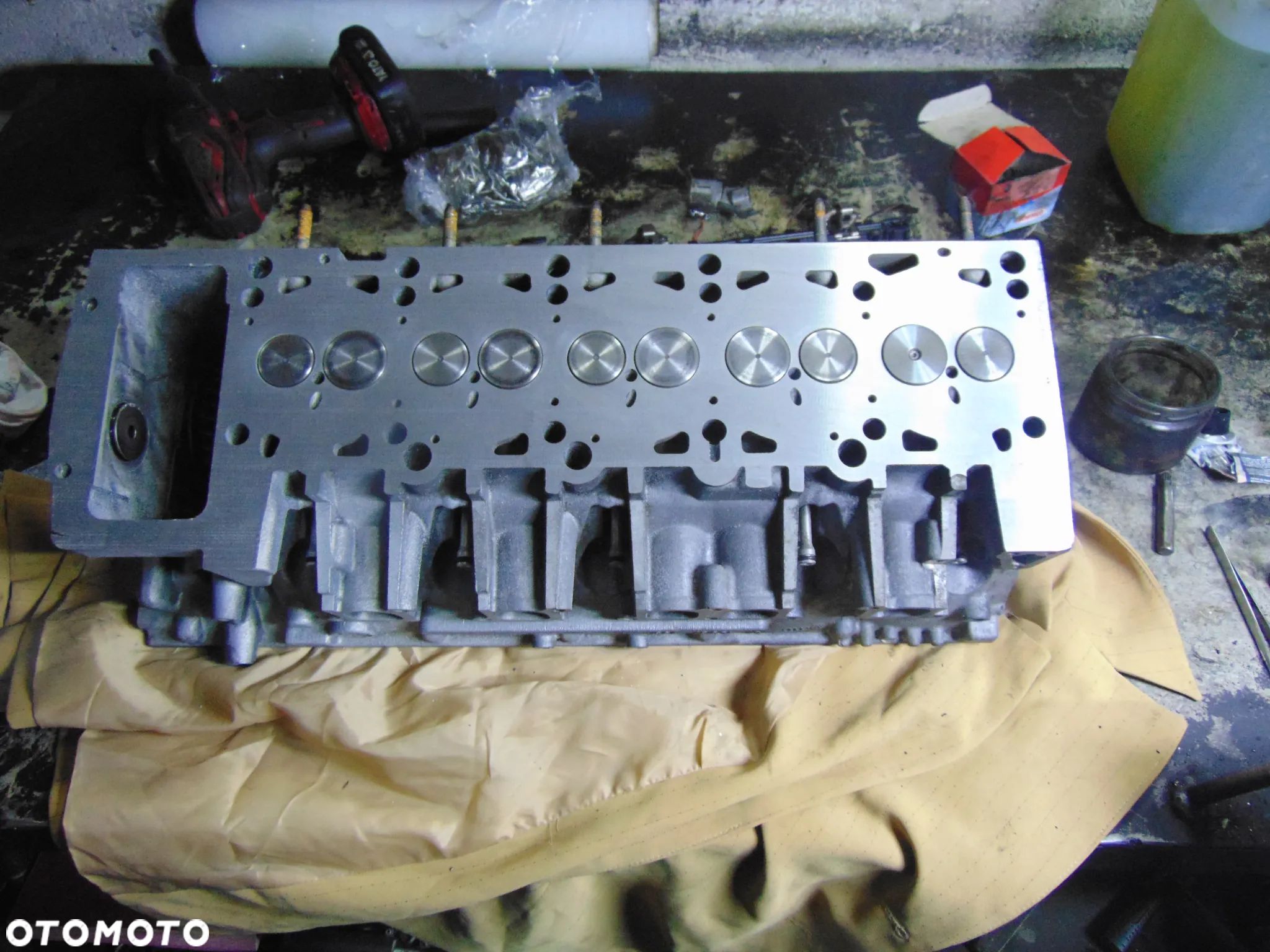 Głowica po regeneracji VW Phaeton/Tuareg 5,0 v10 Cena sztuka lewa/prawa strona (panewki na wzór szklanki w gratisie ) R070103373A - 1
