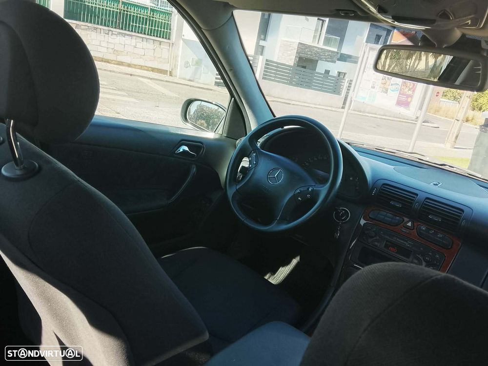 Mercedes-Benz C 200 - 14
