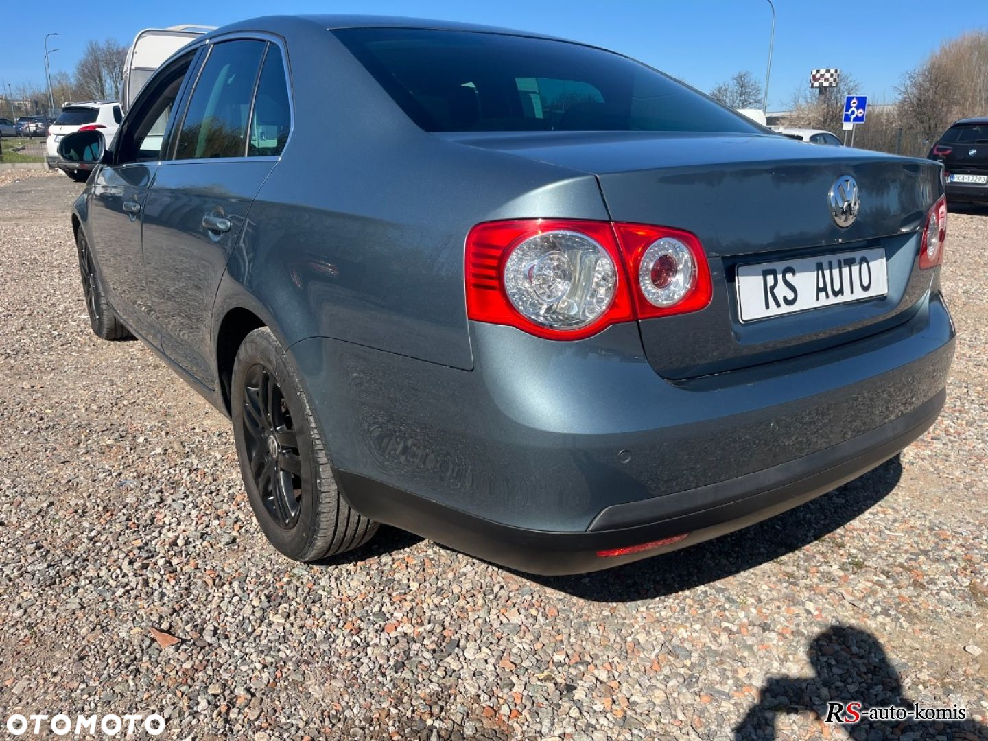 Volkswagen Jetta - 8