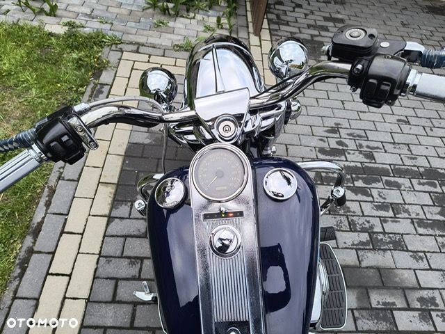 Harley-Davidson Touring Road King - 2
