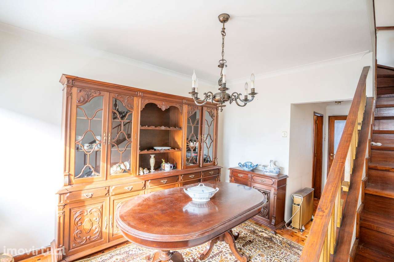 Moradia em Banda V2 c/ Logradouro em Mafamude - Grande imagem: 5/18