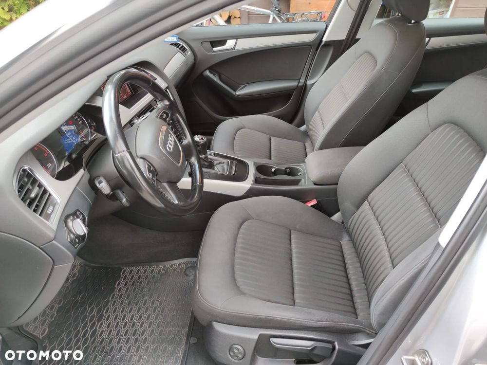 Audi A4 Avant 2.0 TDI - 19