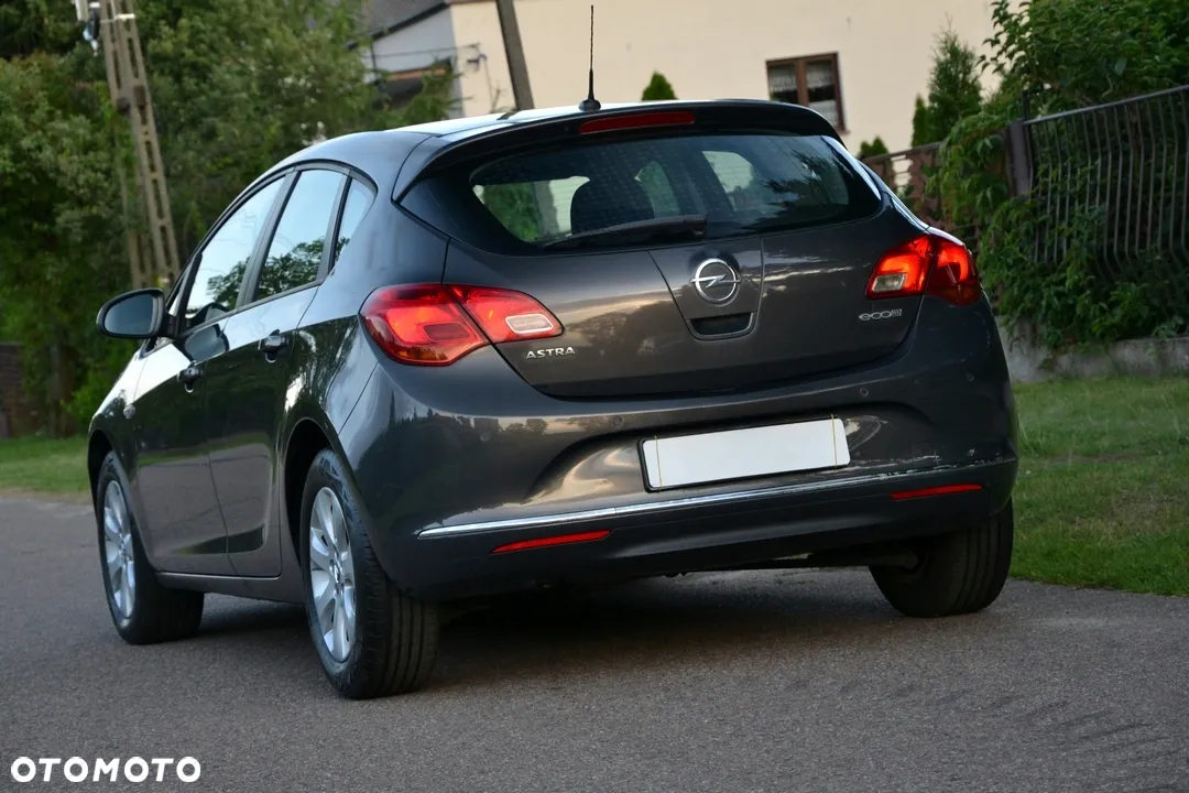 Opel Astra 1.4 Turbo Edition - 13