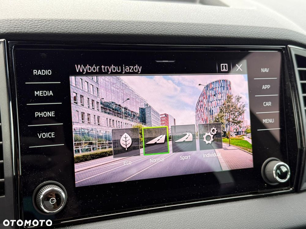 Skoda Karoq 1.5 TSI ACT Sportline DSG - 31