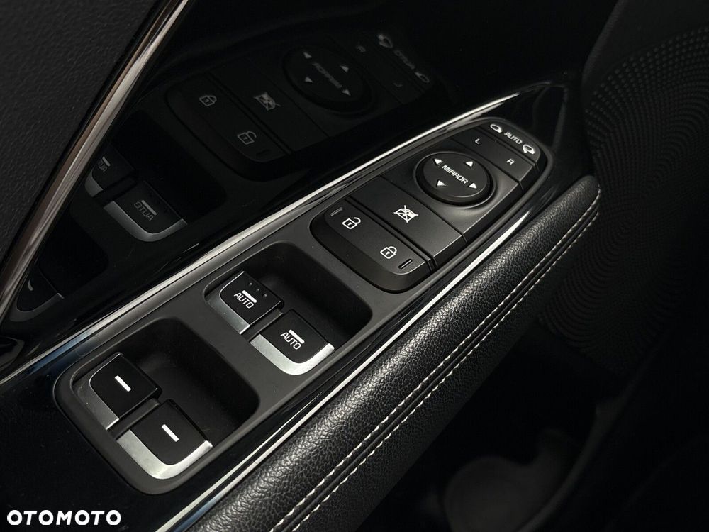 Kia Niro 1.6 GDI Hybrid L - 11
