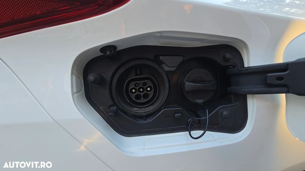 Toyota Prius - 8