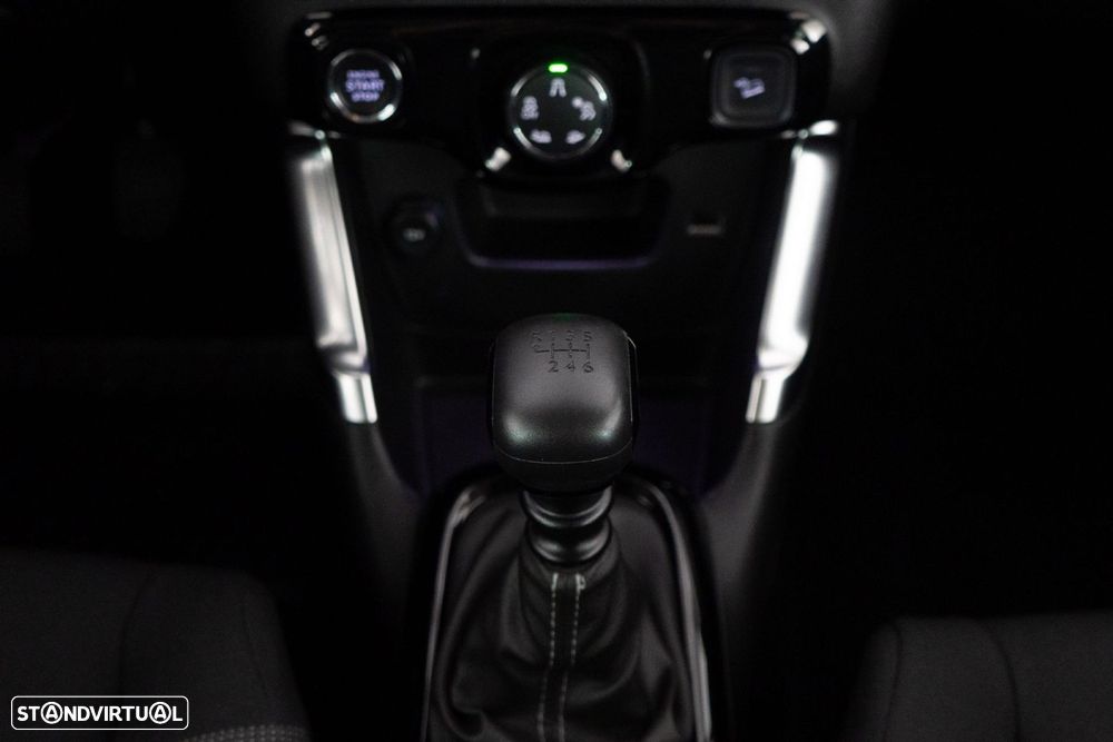 Citroën C3 Aircross 1.2 PureTech Shine Pack - 24