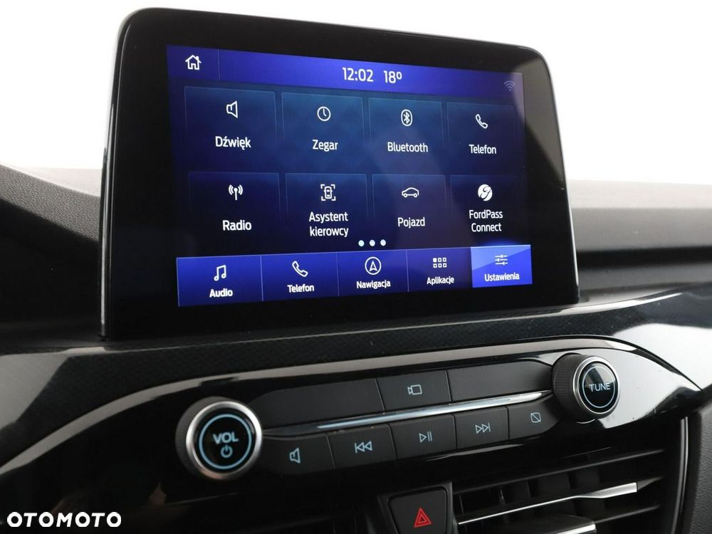 Ford Kuga 2.5 Duratec FHEV ST-LINE X - 24