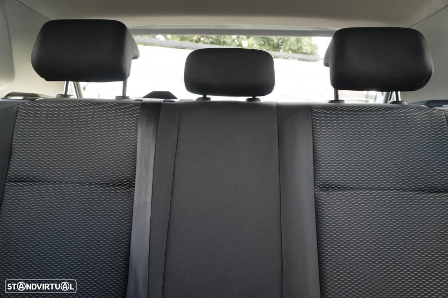 Volkswagen Polo 1.0 Confortline — fotografia 10
