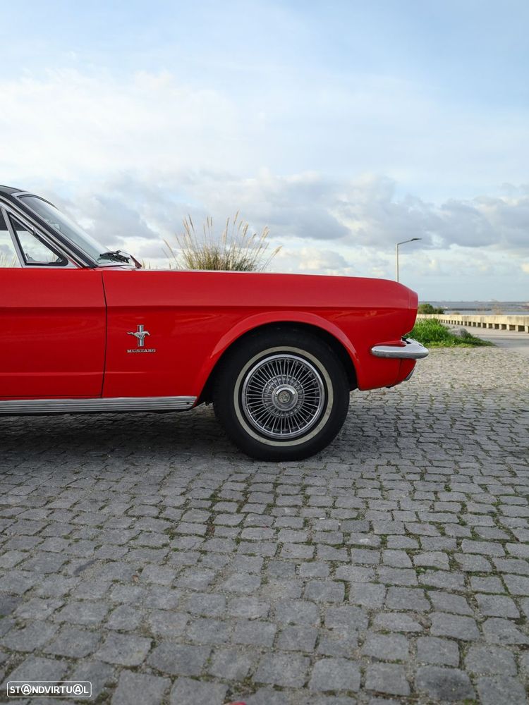 Ford Mustang - 3