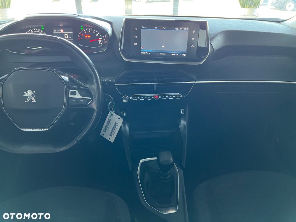 Peugeot 2008 - 24