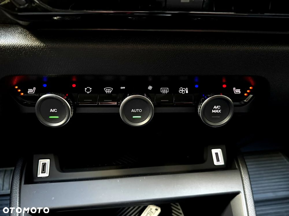 Citroën C4X 1.2 PureTech Shine S&S EAT8 - 19