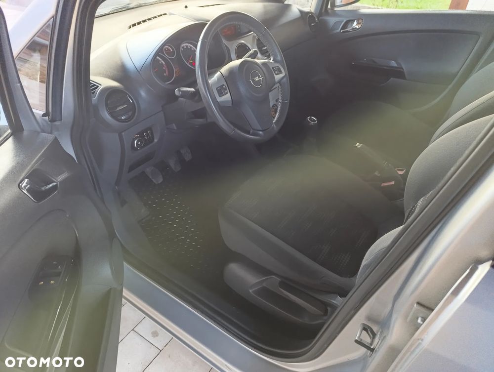 Opel Corsa 1.4 Enjoy - 12