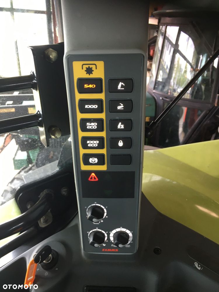 Claas Arion 550 Cmatic - 11