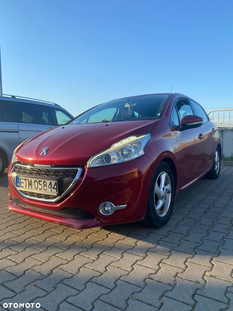 Peugeot 208 1.4 VTi Allure - 1
