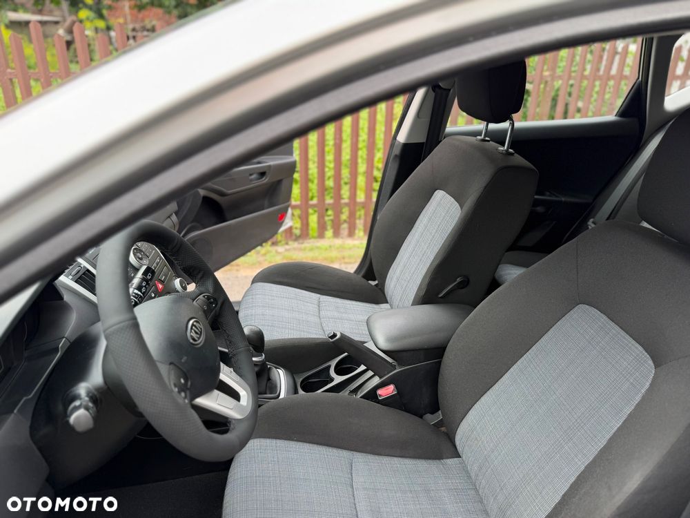 Kia Ceed 1.4 Comfort - 10